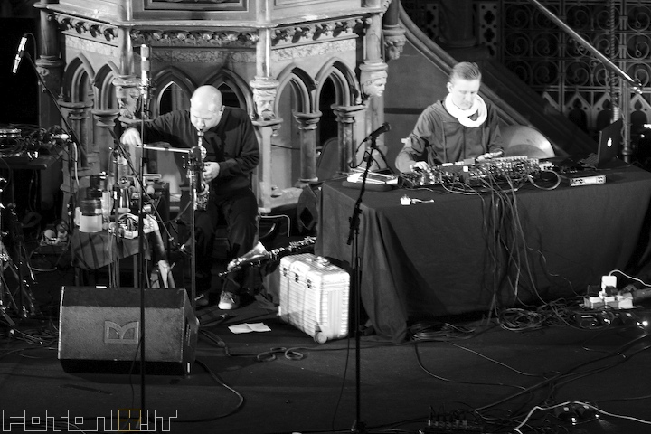 Vladislav Delay and Lucio Capece live in London