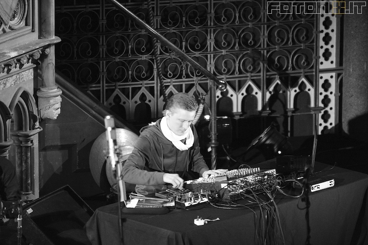 Vladislav Delay and Lucio Capece live in London