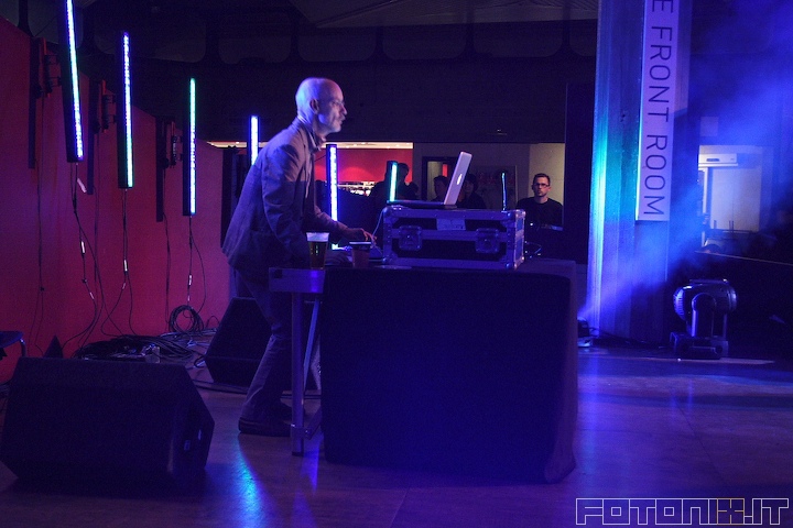 Thomas Fehlmann live in London